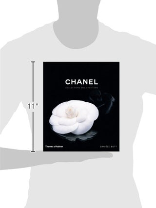 "Collections And Creations De Chanel"