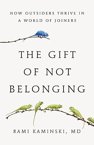Libro The Gift Of Not Belonging 9780316596497