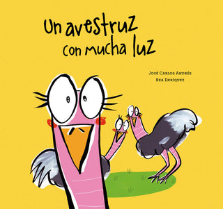 Un Avestruz Con Mucha Luz
