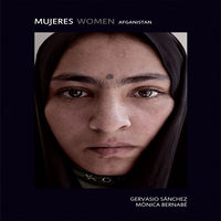 Mujeres Women